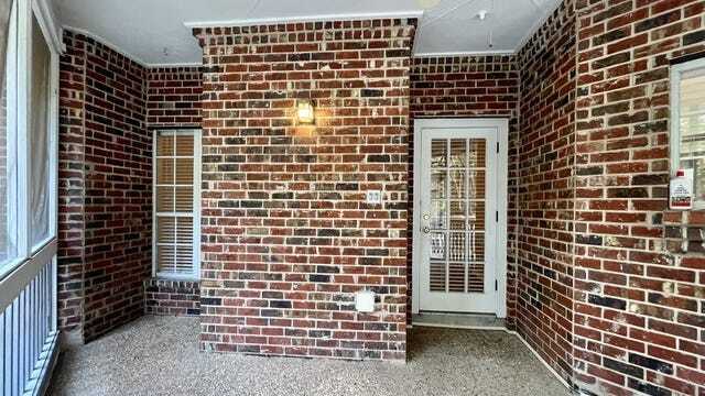 Building Photo - 14018 Red Maple Wood
