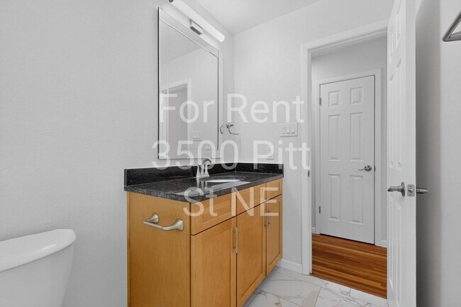 Building Photo - 3500 Pitt St NE