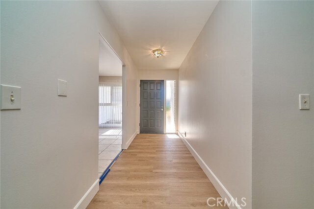 Building Photo - 27916 Alvarez Dr