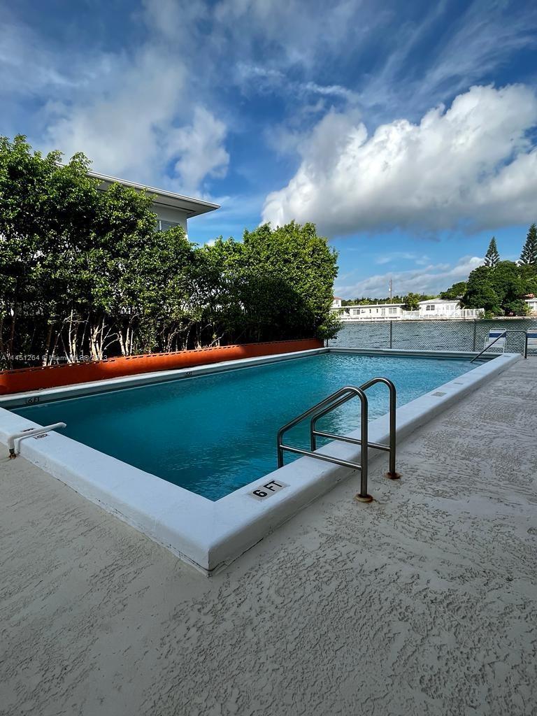 Building Photo - 7900 Tatum Waterway Dr