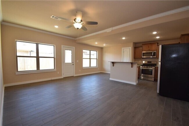 Building Photo - 1540 Sandpiper St