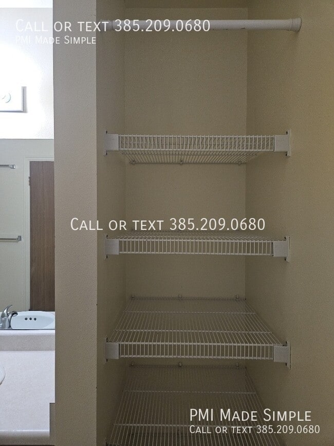 Building Photo - 1464 S 100 E