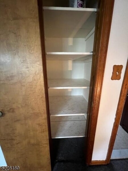 Building Photo - 27 Garwood Ct S