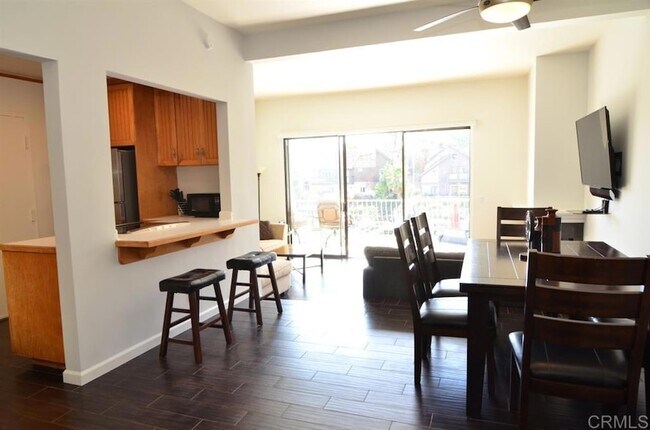 Building Photo - 4637 Park Dr