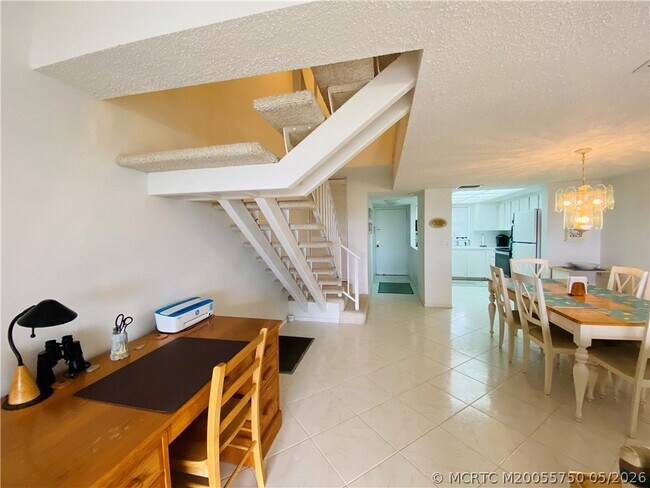 Building Photo - 11000 S Ocean Dr