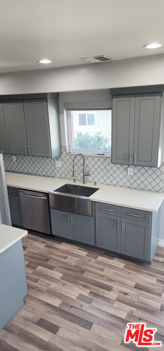 Building Photo - 5731 Klump Ave