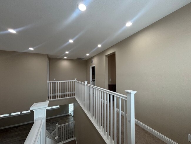 Building Photo - Modern 4BD Home in Brighton Landing | Solar | Bed & Bath Downstairs