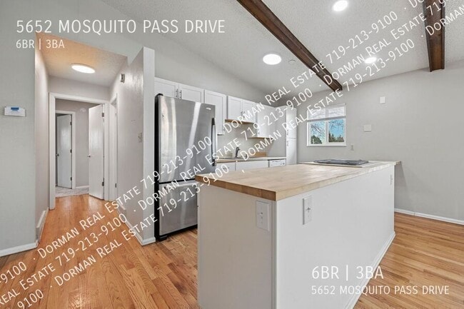 Building Photo - 5652 Mosquito Pass Dr