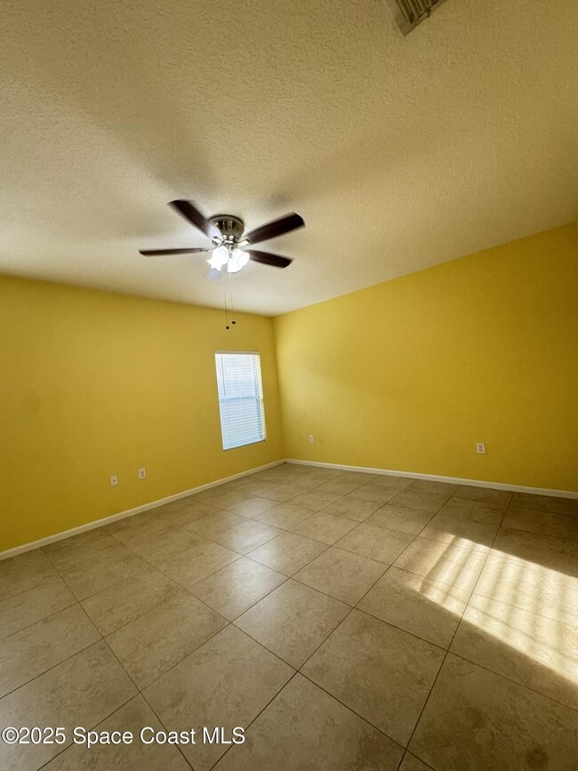 Building Photo - 3740 Aria Dr