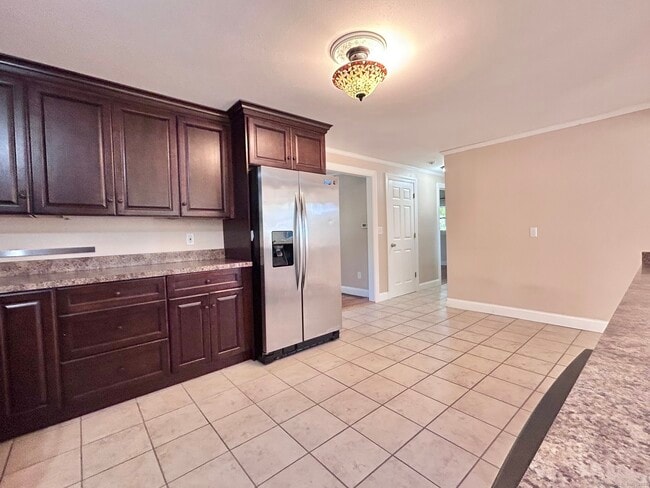 Building Photo - 39 Virginia Rd