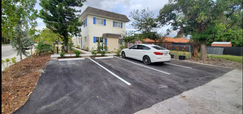 Building Photo - 907 NW 4th St