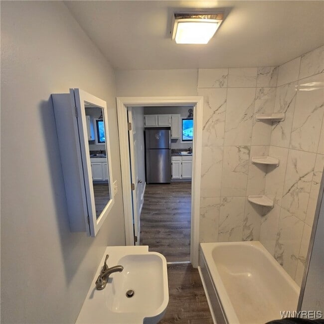 Building Photo - 3218 North Ave