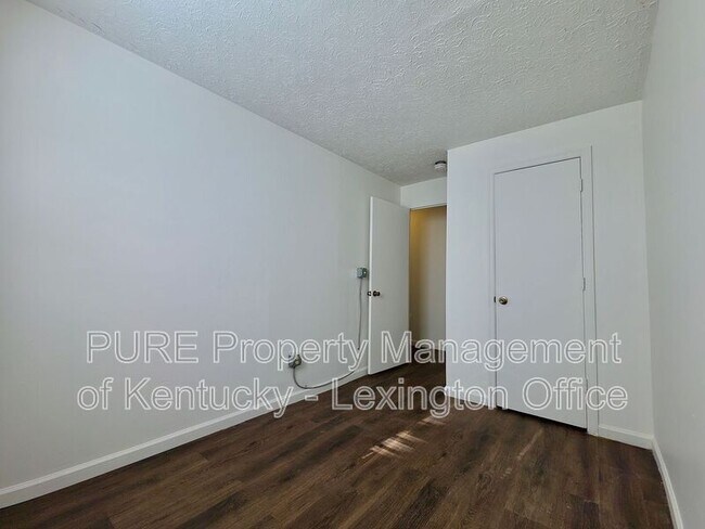 Building Photo - 207 Mt Vernon Rd