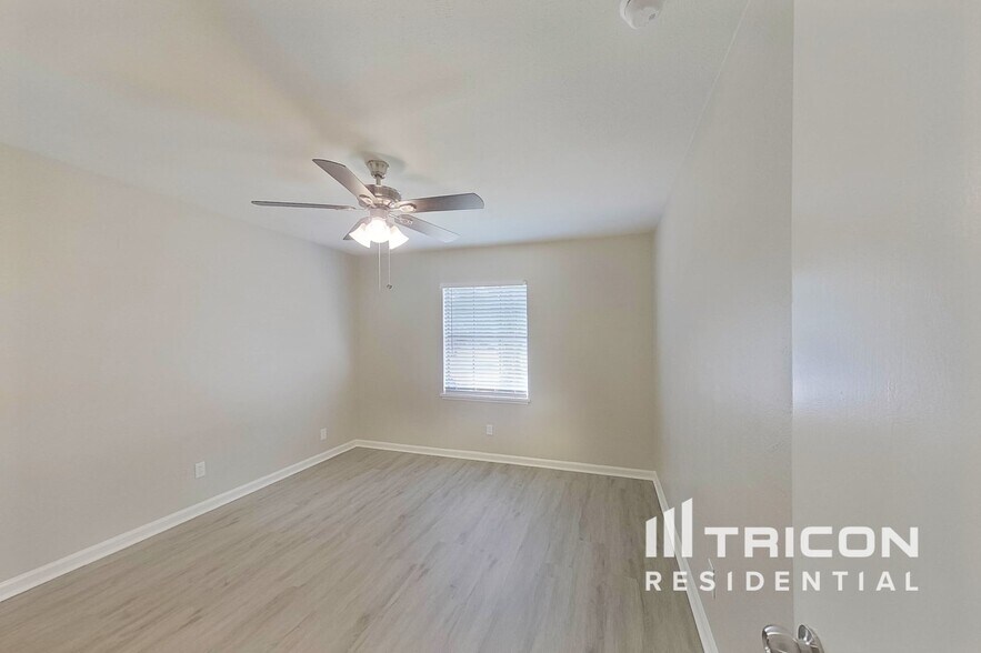 Building Photo - 1818 Pilot Way