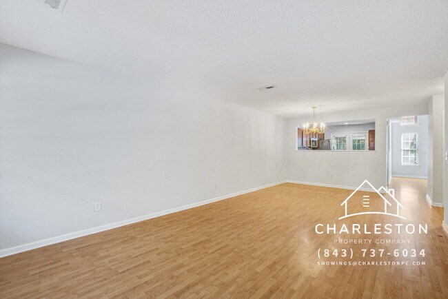 Building Photo - 230 Darcy Ave