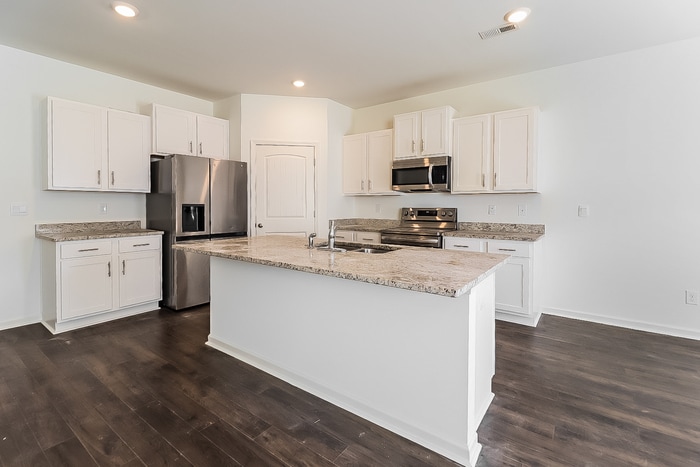 Building Photo - 5773 Timber Leaf Lp