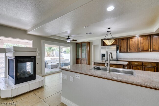 Building Photo - 1683 Tassel Fern Ave