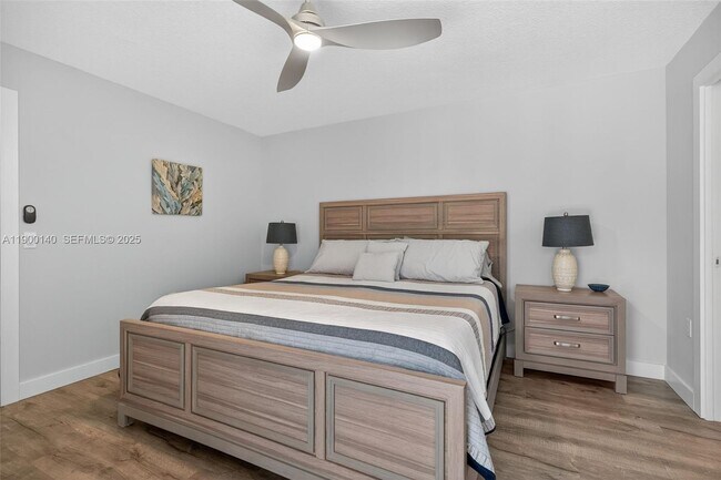 Building Photo - 2701 27th Ct