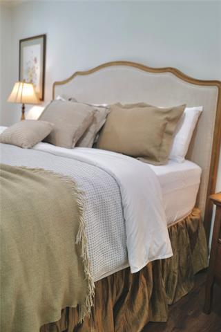 Building Photo - 3000 Townbluff Dr