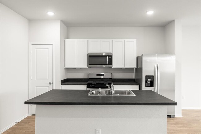 Building Photo - 206 Jackson Dr