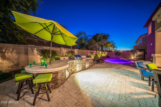 Building Photo - 2681 E Hampton Ln