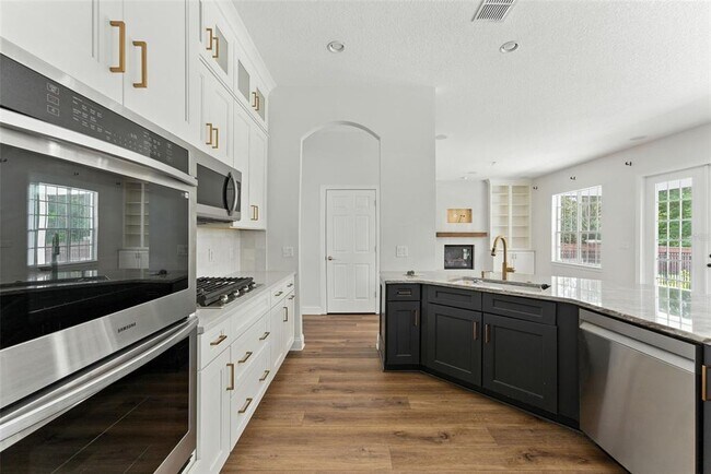 Building Photo - 8555 Bowden Way