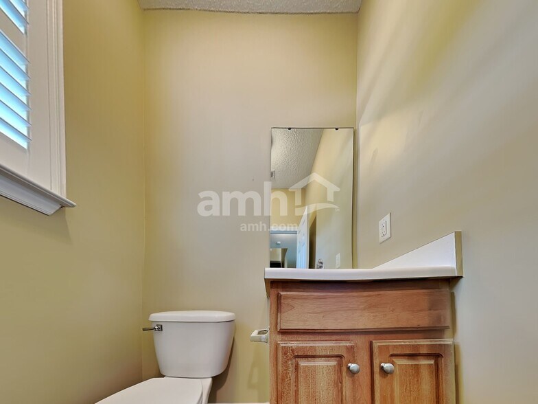 Building Photo - 582 Cotton Brook Dr