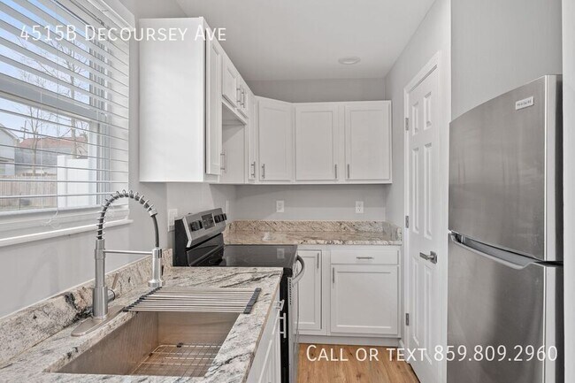 Building Photo - 4515B Decoursey Ave