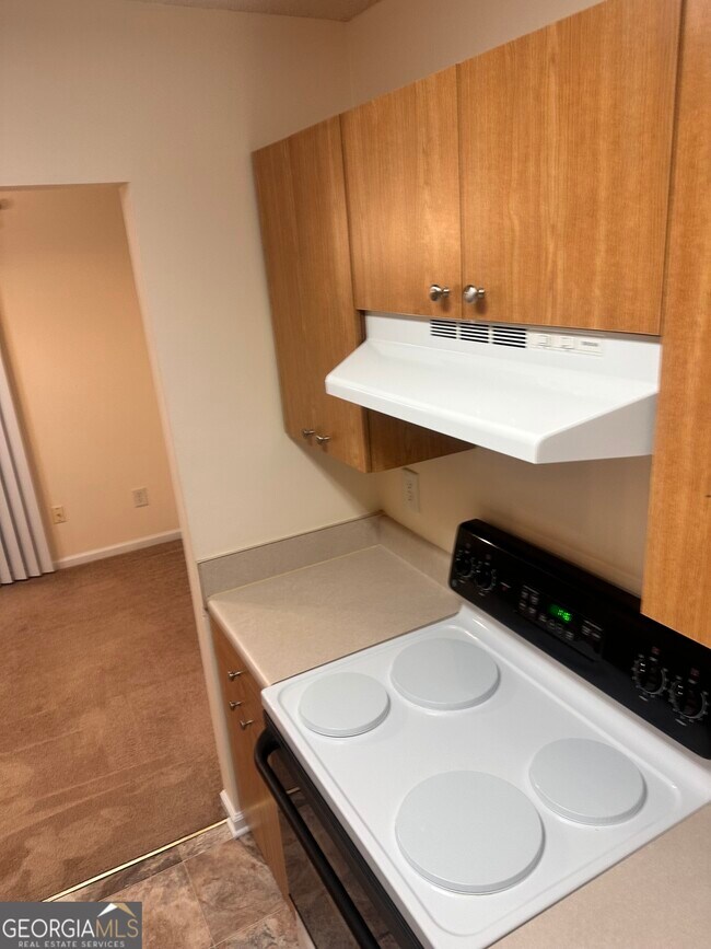 Building Photo - 201 Twiggs Cor