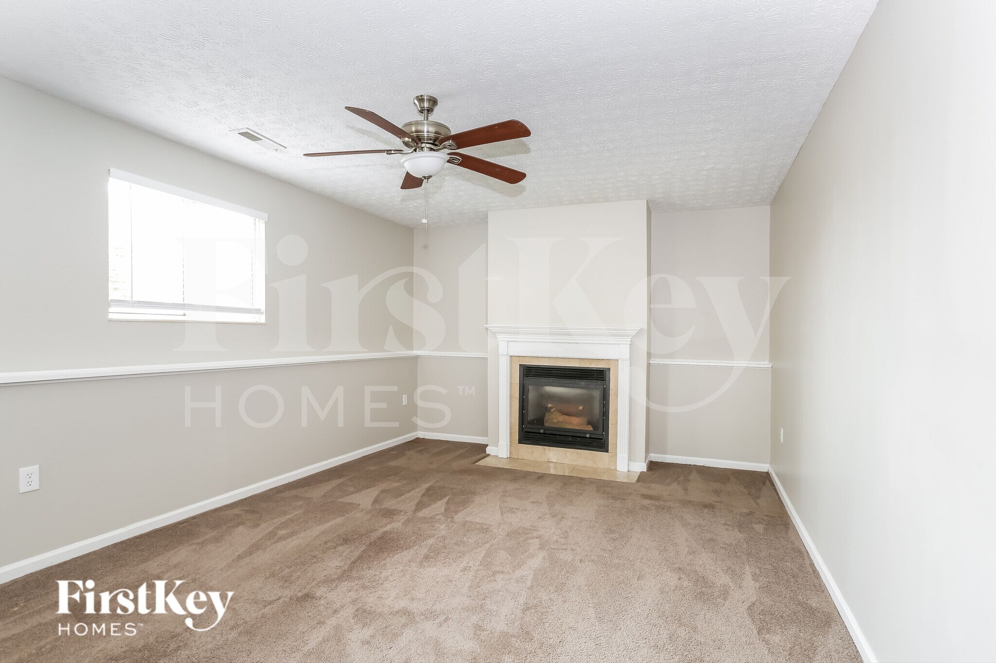 Building Photo - 560 Corral Gate Ct