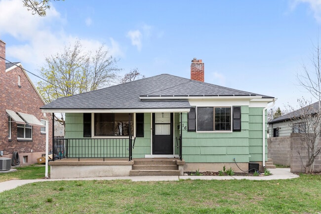 Building Photo - 716 E 50 S