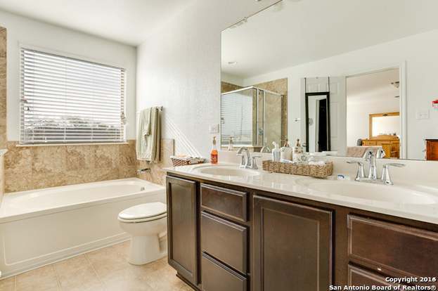 Building Photo - 3707 Villa Rey
