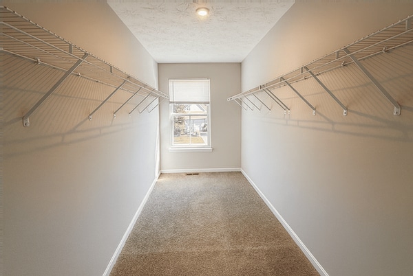 Building Photo - 240 Irongate Dr