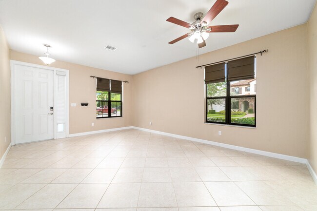 Building Photo - 6001 Night Heron Ct