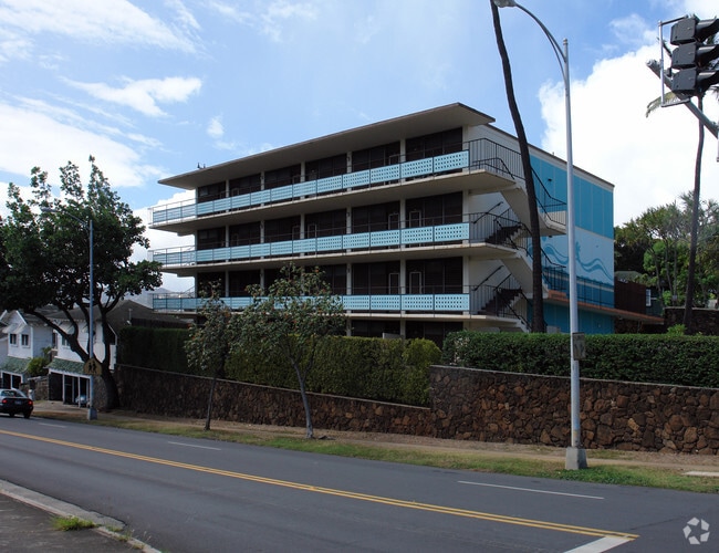 Primary Photo - 250 Iolani Ave