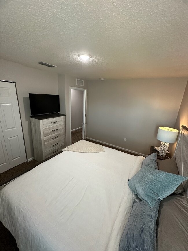 Building Photo - 852 Capitol Pkwy