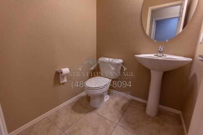 Building Photo - 18295 W Saguaro Ln