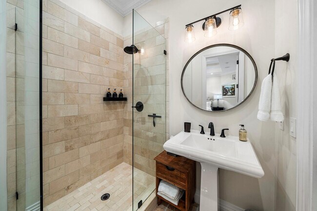 Building Photo - 2760 N Atlantic Blvd