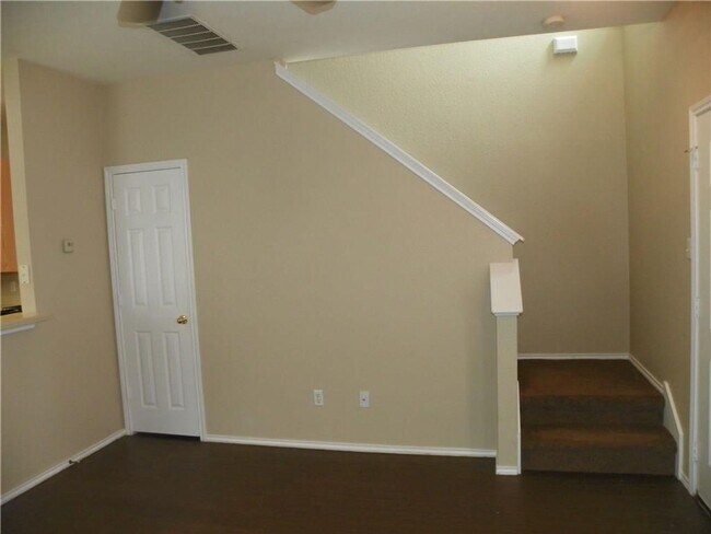 Building Photo - 13704 Harris Ridge Blvd