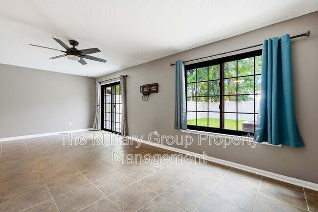 Building Photo - 3075 Falconer Dr