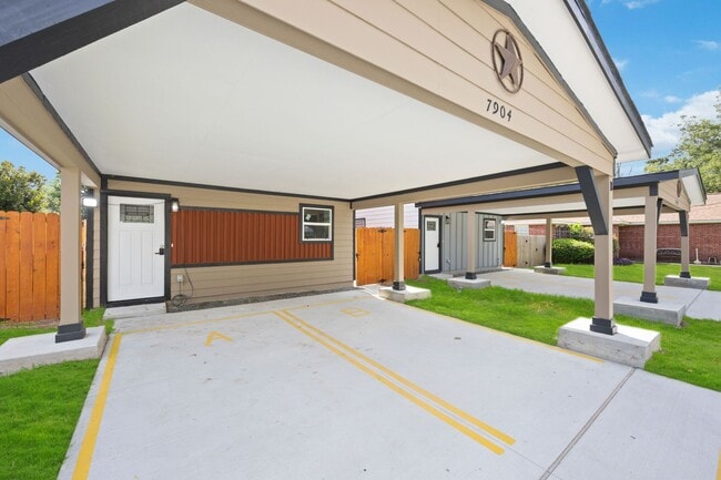 Building Photo - ? Your Houston Dream Home – 3 Beds & 2.5 Baths  ?