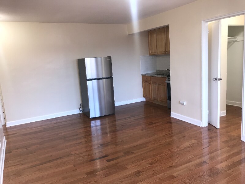 Building Photo - 1104 Palisade Ave