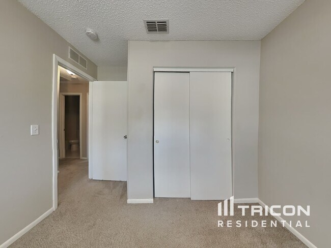 Building Photo - 12475 Del Verde Dr