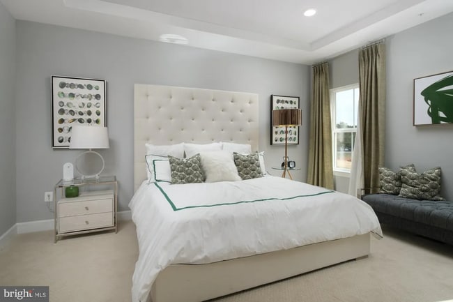 Building Photo - Gorgeous Open Concept 3 Bed 3.5 Bath Rental in Hanover