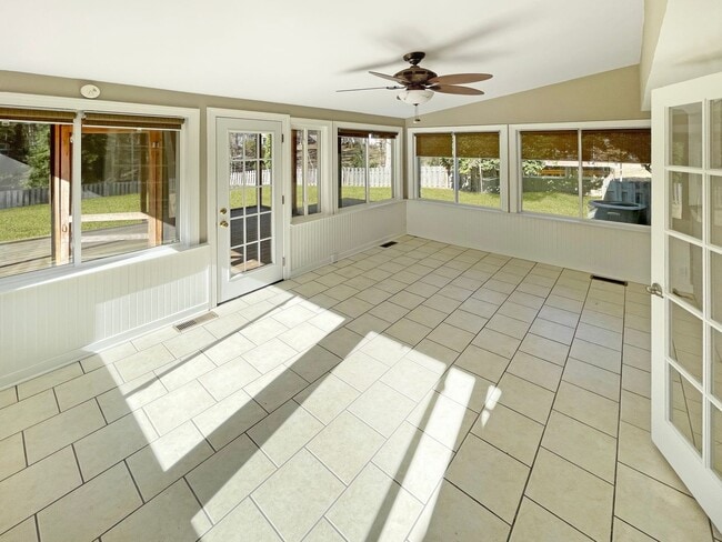Building Photo - Brick Rancher with Handicap Accessibility!!!