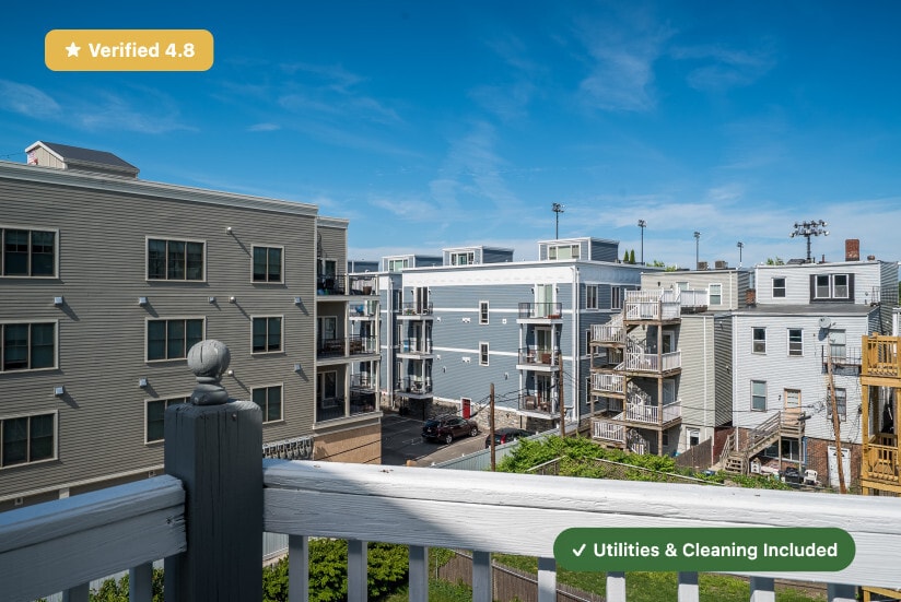 Building Photo - Furnished Bedroom with Private Bath in South Boston