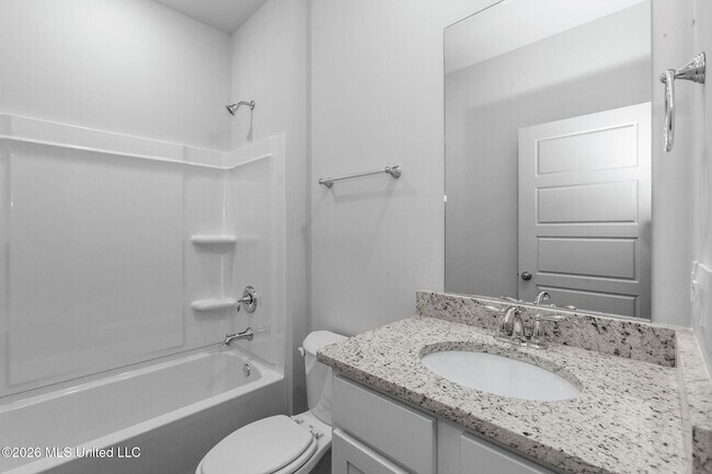 Building Photo - 621 Stillwater Cv
