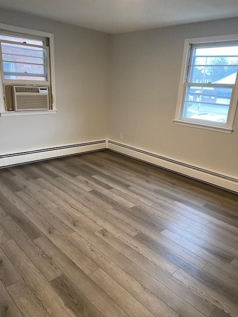 bedroom 2 spacious beds - 9 Cynthia Dr