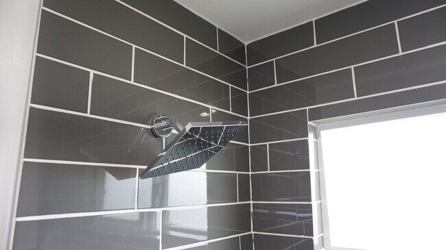 Building Photo - 10065 Arleta Ave