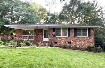 Building Photo - 3 bedroom 2 bath